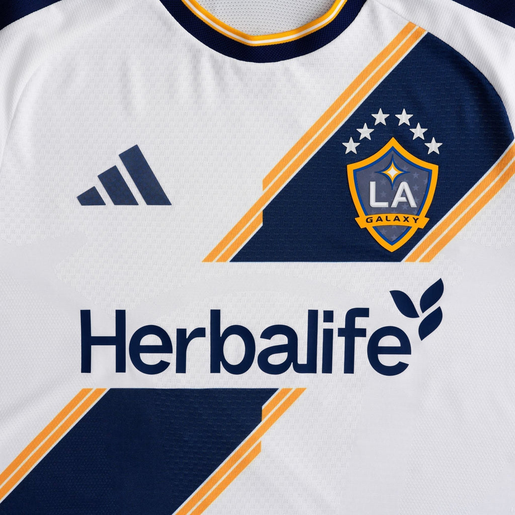 adidas Men's Wynder LA Galaxy Authentic Match Home Jersey 26/27 (White)